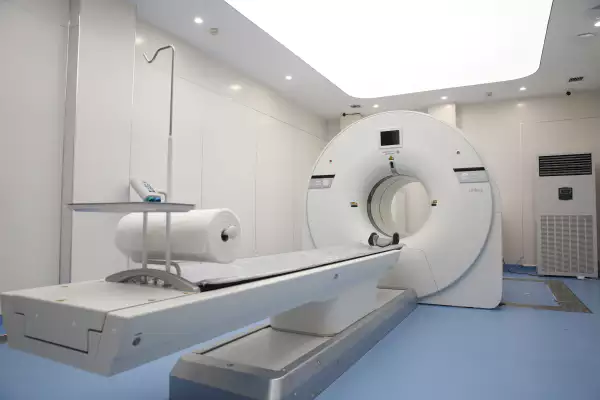 Analysis of PET-CT Technology of Molecular Imaging